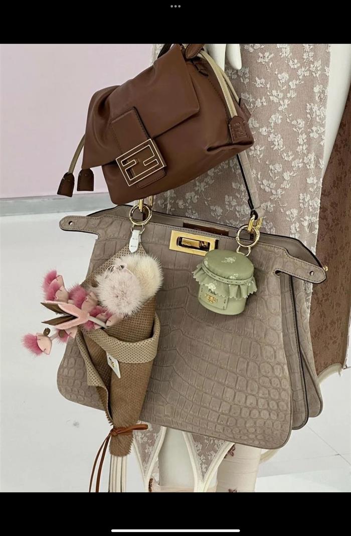 2026 82622165721